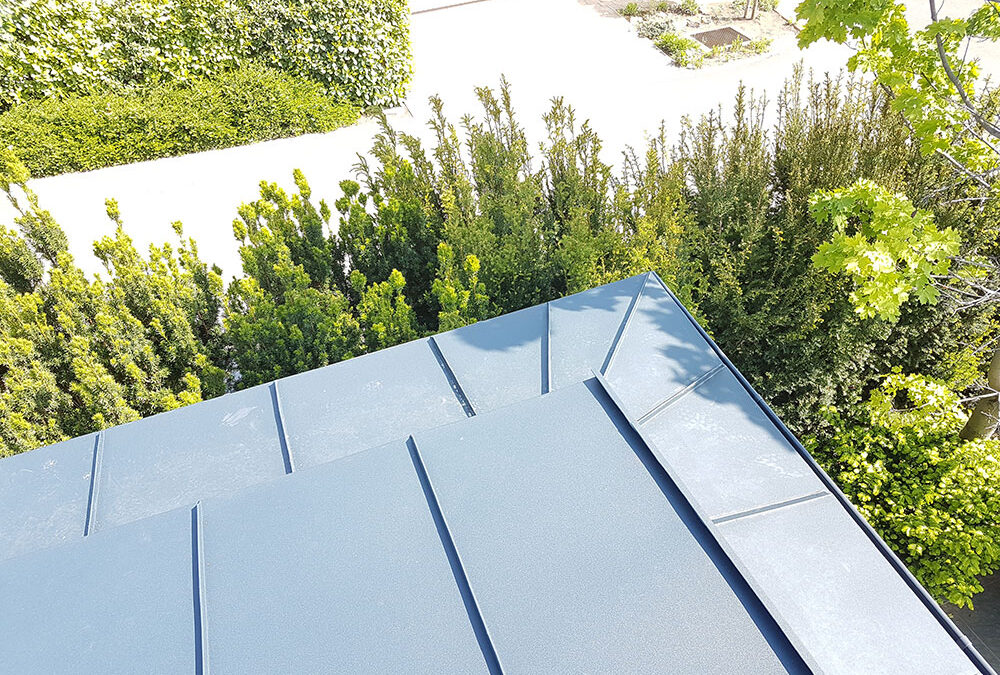 Lemezfedés: modern megoldás a tetőfedéshez!